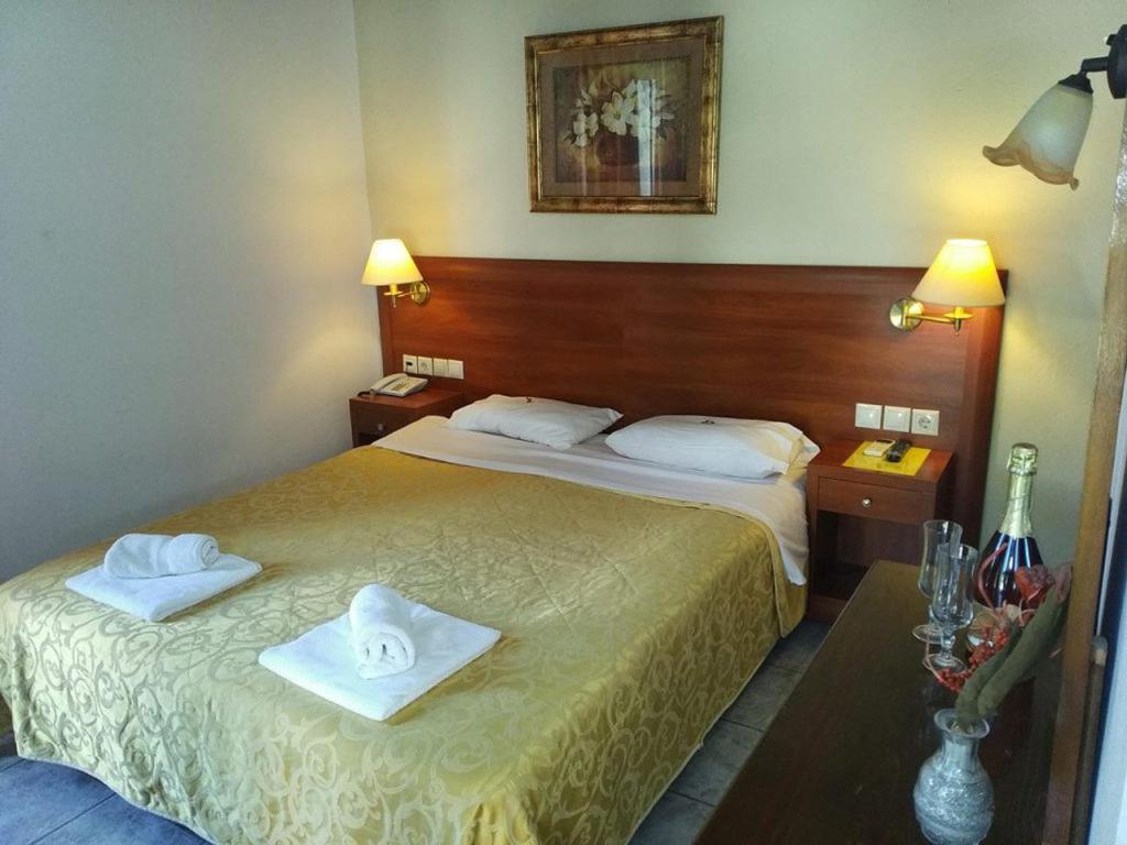 Spa Hotel Alex Loutra Aidhipsou Exteriör bild